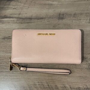 Michael Kors Blush Pink Wristlet Wallet